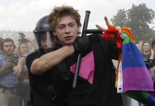 batboyblog: This Pride don’t forget your brothers and sisters fighting for their rights all over the world. 