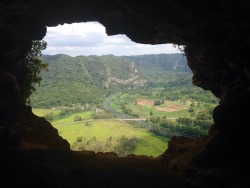 just-wanna-travel:  Cueva Ventana and Cueva