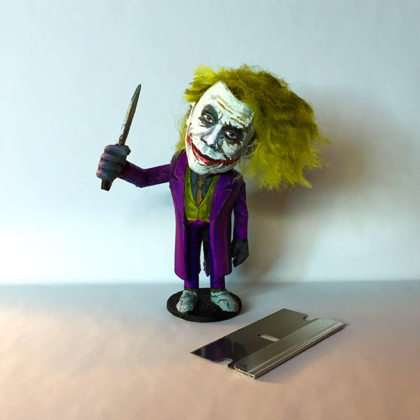 crossconnectmag:  A Painter of NutsSteve Casino is a peanut painter, monster maker