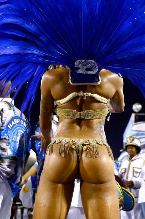 Porn photo girlsandlandscape:Brazilian Carnival