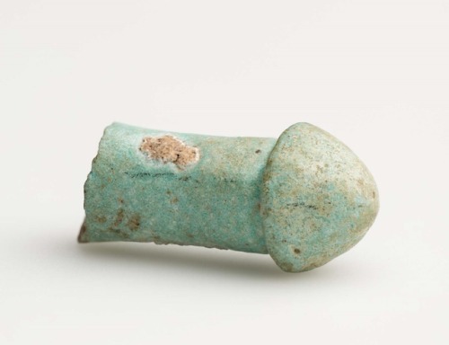 Phallus AmuletFragment of a phallus amulet, made out of Egyptian faience.Found in G 7100 st. from Ma