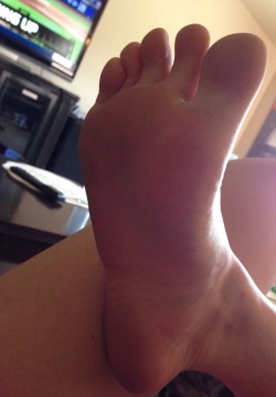 pinkysfeet:  I would love a foot massage
