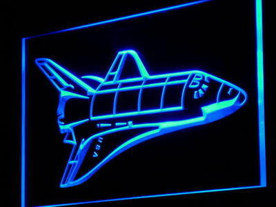 nuforc:  neon space lights 