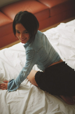 famous-n-hottest:  Alizee