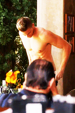 sorrygirlsisuckcock:  http://sorrygirlsisuckcock.tumblr.com/