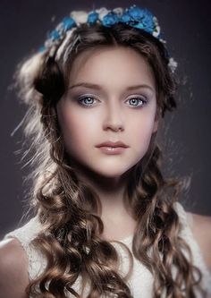 Sara (20 Photo)