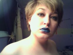 dirtyteeth:  in case u were ever like wow dos she look good with blu lips? answer is yes, duh,