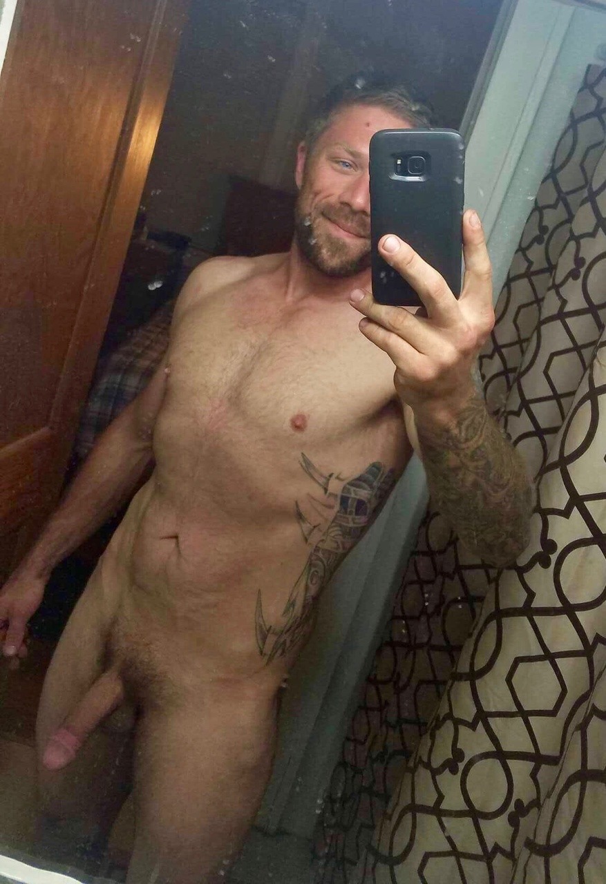 straightbaitedmen:  Justin, 33 from Aberdeen, SD. Rough looking daddy but nice cock