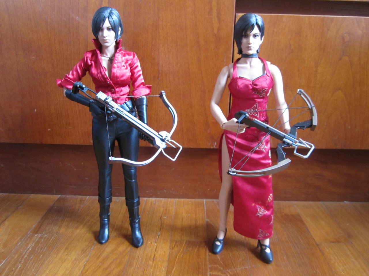 Ask Ada Wong-Kennedy — [Hot Toys RE6 Leon Unboxing]