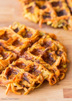 foodffs:  CINNAMON APPLE SWEET POTATO WAFFLESReally