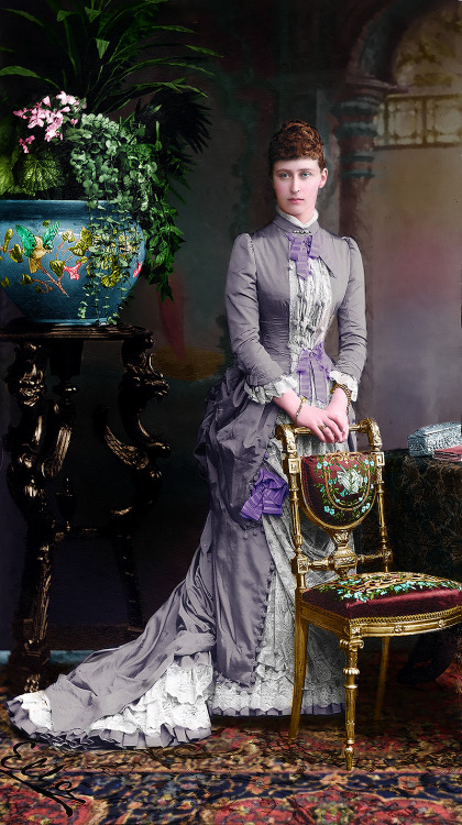 empress-alexandra:Grand Duchess Elizabeth Feodorovna of Russia, 1884.