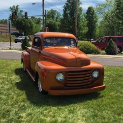 mandicreally:  Stumbled on a car show in town today. #f1 #ford #truck #fordtruck #customcar #hotrod