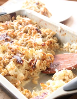 prettypasta:  Gooey Cauliflower Mac and Cheese 