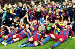 piqueque:  Memorable matches: FC Barcelona beats Manchester United 3-1 and becomes