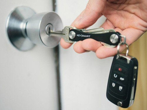 Porn nerdsexandee:  laughingsquid:  KeySmart 2.0 photos