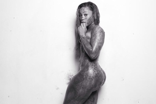 gurillaboythamane:  kakeyxxx:  its-blackty-bitch:  Jhonni Blaze  THATS MY BITCHH! looking sexy af  SEXY BAD BITCH