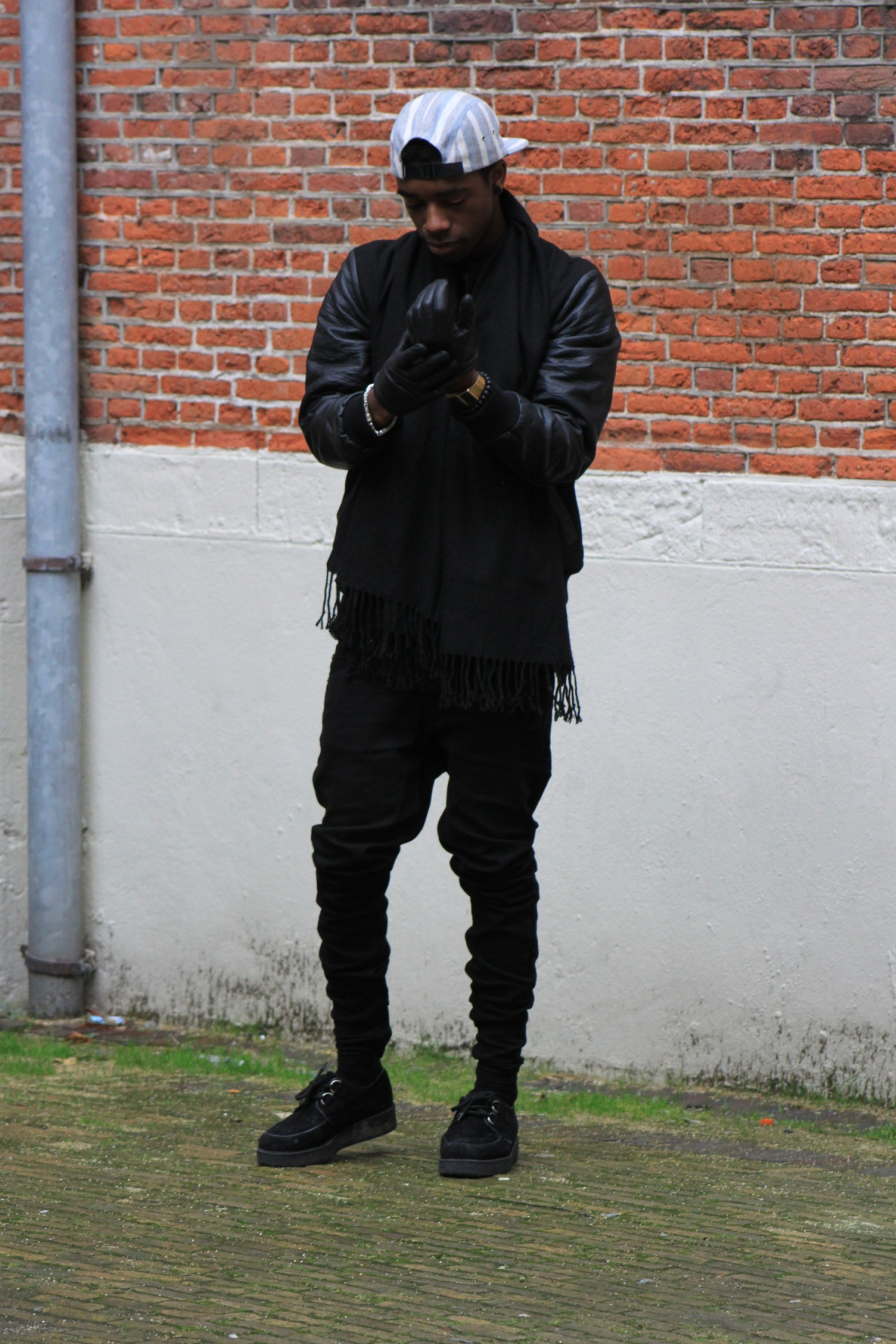 maxelinho:   Don’t Just Reblog, Check For More Fashion/Street Daily  