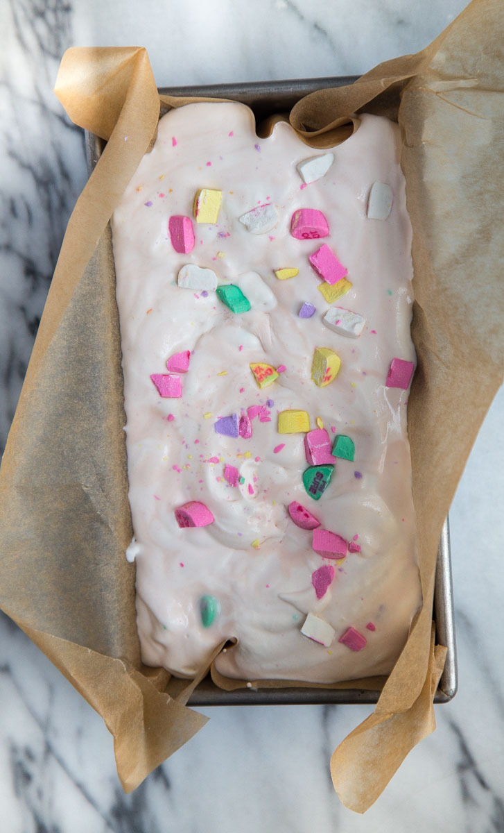 sweetoothgirl:    CONVERSATION HEART ICE CREAM    I&rsquo;ve never liked eating