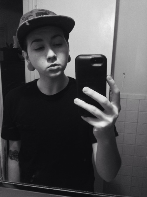 succulentlabyrinth:Happy Trans Day of Visibility from a nonbinary human.   I’m often more comfortable as a lil boy but don’t doubt me, I’ll embrace my femininity with fierceness.