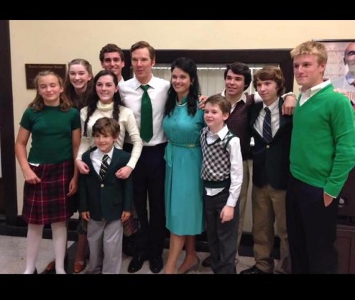 rox712:  Erica McDermott Behind the scenes of #BlackMass Billy & Mary Bulger (w their 9 kids) he
