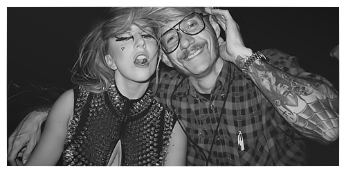 inlovewithgaga:  Lady Gaga and Terry Richardson Behind the Scenes 