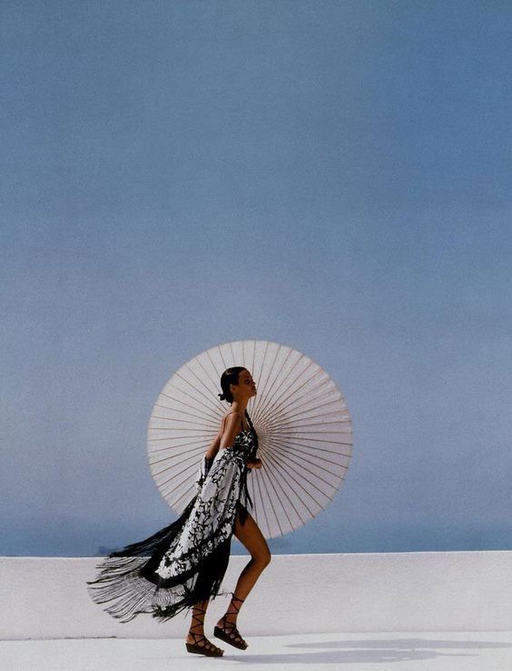 hauteccouture:  Claudia Mason for Harper’s Bazaar 1992 photographed by Patrick