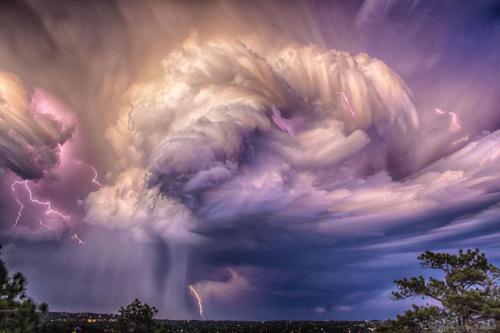 blue&ndash;folder: Lightning over Colorado