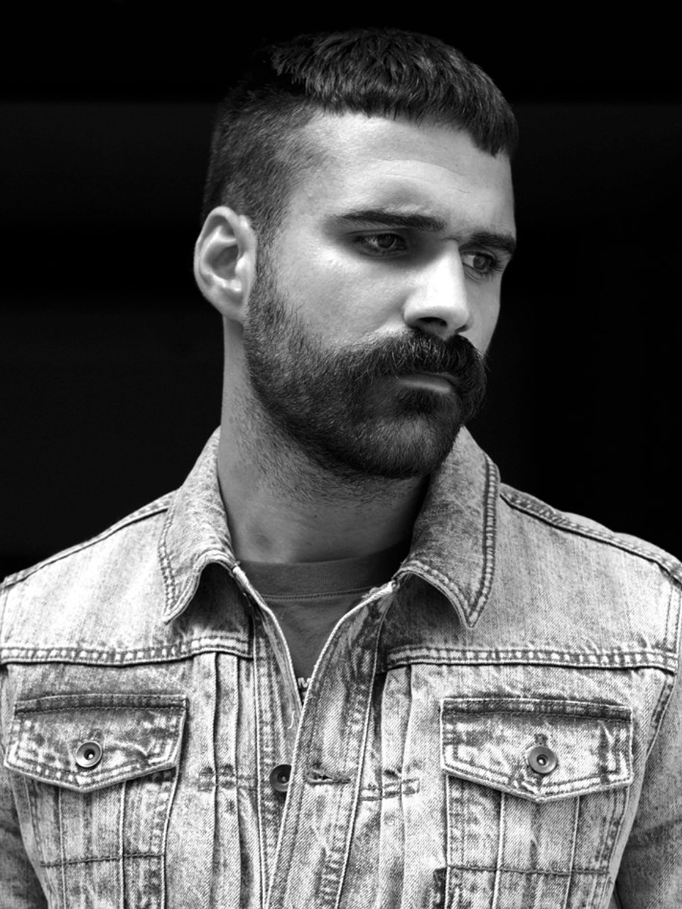 hairygingerman:  So handsome, Christopher 