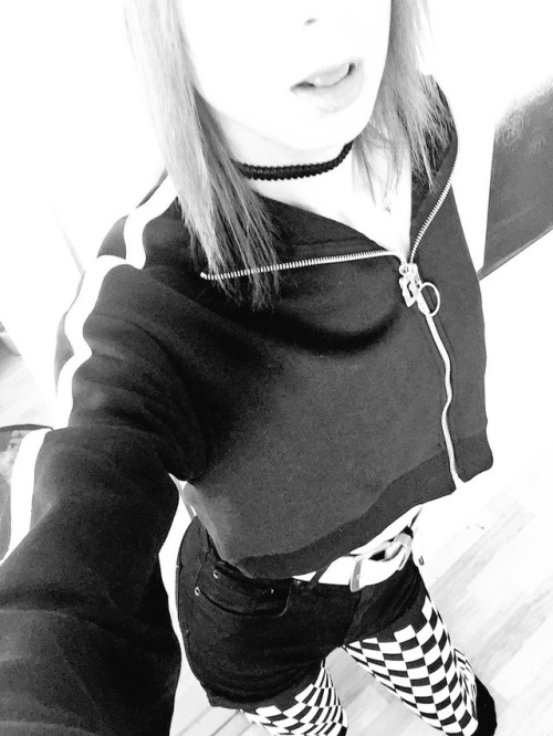 Yo it MC Salmia KiraComin’ at you with the checkered again~