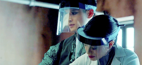 claryisabelle:#aww #the in laws working together #to examine a dead body
