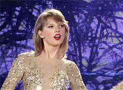 outsofthewoods:ooh, your necklace hanging from my neck, the night we couldn’t quite forget, when we 