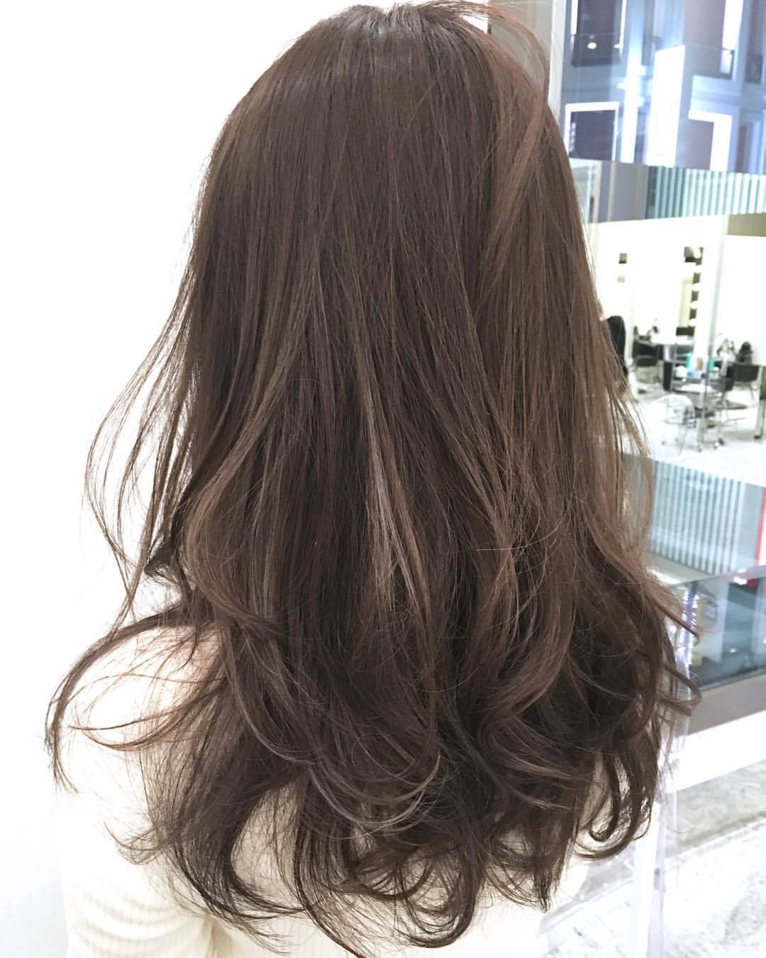 Hair Catalog 8トーン プラチナグレージュ Highlight