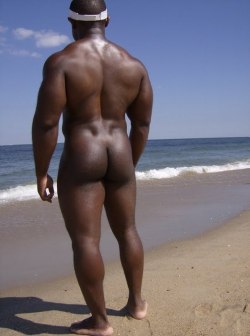 Relatomaduro:  Livingcolormen:  Black Men, Latino Men, Arab Men, Asian Men, Bears,