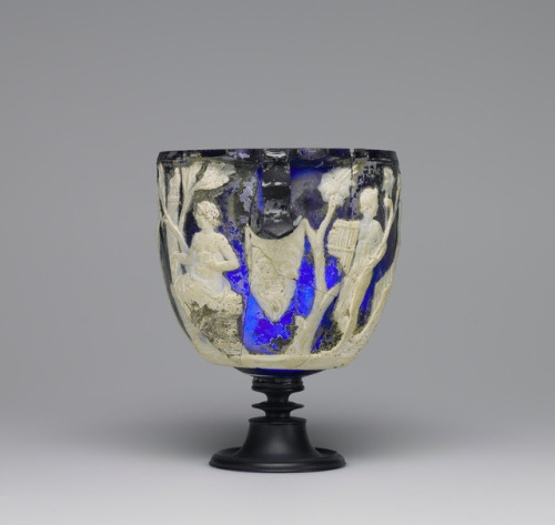 theancientwayoflife:~ Cameo Glass Skyphos. Culture: Roman Place of origin: Roman Empire  Date: 25 B.C. - 25 A.D. Medium: Glass