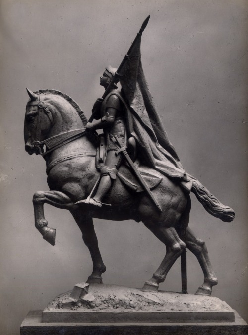 dekehlmark: Élie-Jean Vézien (1890-1982), Jeanne d’Arc (maquette en plâtre