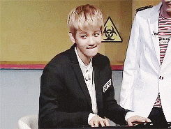cheolyans:  imagine if you were the one that he playing piano for…   