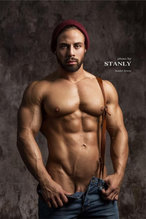 cdnlifter27:  Artem Photos: Stas Vokhmin 
