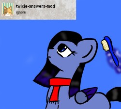 twixie-answers:  the-nightmares-lullaby:  Mod: Halp me…Nyx is going to brush me! Thank you for the follow twixie-answers-mod I have loved your blog for like ever!!! It’s an honor!   She’s at it again!  X3