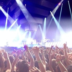 So many lights &amp; lasers! #muse #muselivemelbourne2013 #liveshow