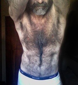 planesdrifter:  Follow planesdrifter: trueTHAT if you’re an admirer of older, hairy natural and muscular men.Check it out and the archive too or the live cams.