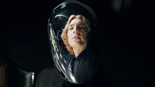 michael-lvngdon: American Horror Story: Apocalypse | Episode 9: Fire and Reign ↳ Cody Fern as Michae