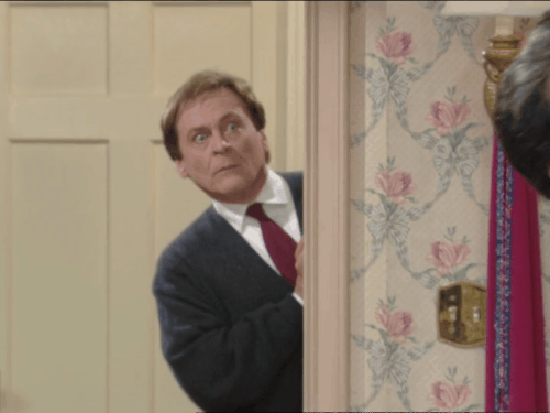 thefinenanny:  I wish Niles had a Tumblr, he would spill so much tea