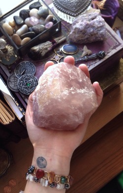 fafke:  kalynnemarie:  My larger rose quartz.  Nature/hippie/vintage/spiritual blog *Following back similar* 