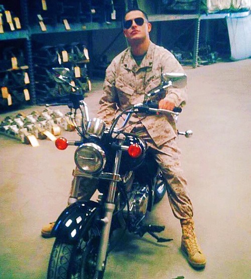 tamingjarheads: Who needs Top Gun on a bike when you have Bottom Marine Gun on a bike?