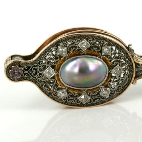 Art Nouveau lorgnette.