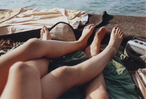 so-young-so-empty:  ♠ clock is counting down | via Tumblr en We Heart It. http://weheartit.com/entry/88775873/via/thegirlwithbrokensmile?utm_campaign=share&utm_medium=image_share&utm_source=tumblr 