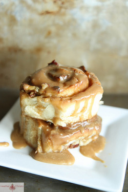 craving-nomz:  Caramelized Banana Sticky Buns 