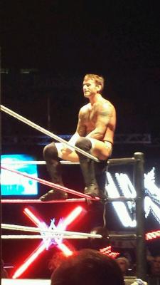 becky43078:  Punk chilling on the ropes.