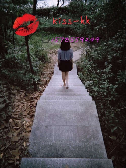 sex-slaves-kk: 想被调教的女M可以加我，临时性的短期找刺激的勿扰.不加男性