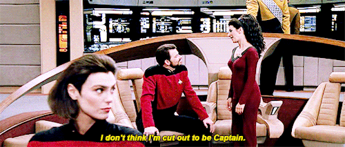 a-stitch-in-time-and-space:Worf son of Mogh and Ro Laren witnessing a motherfuckin’ murderrr